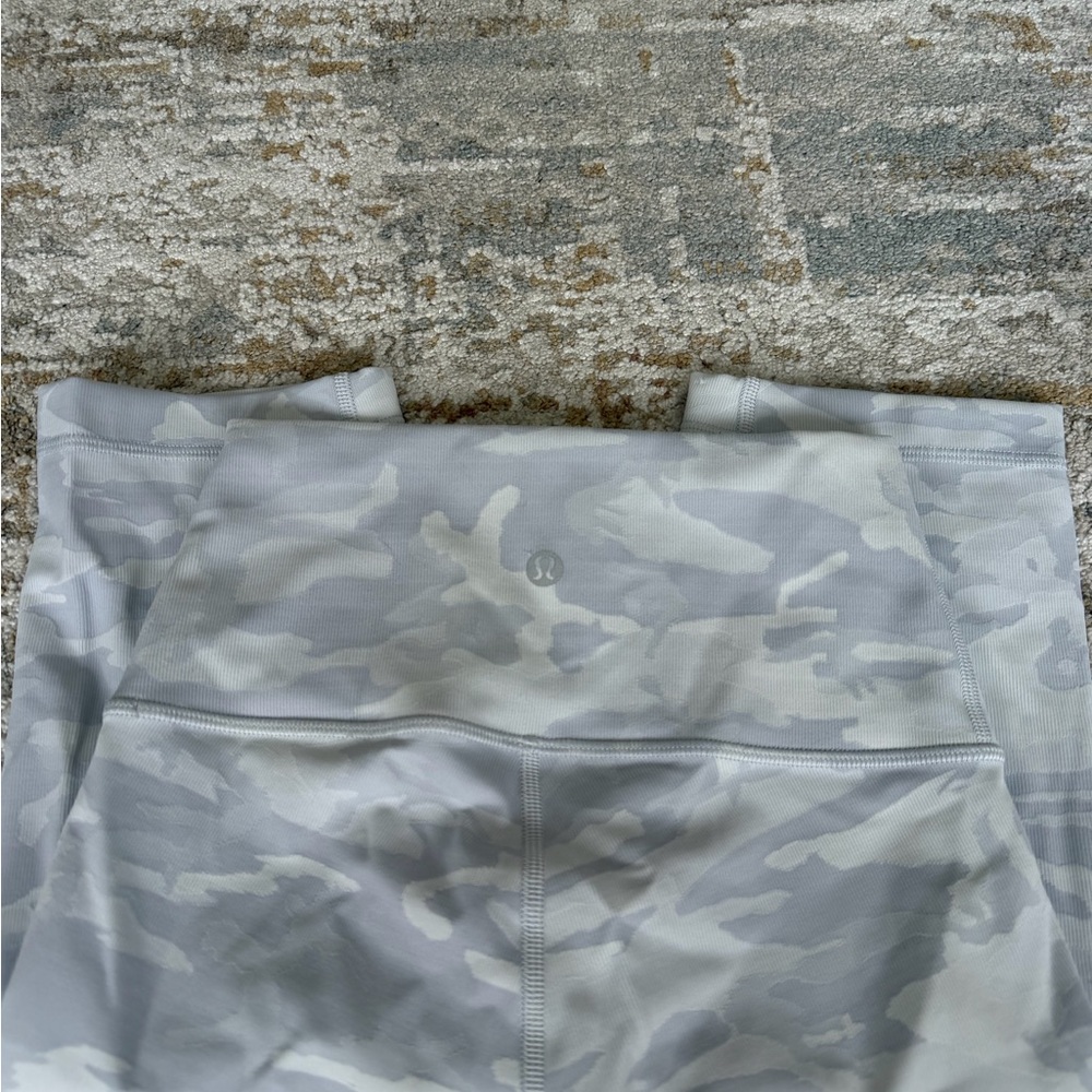 Lululemon High-Rise Camo Leggings — Light Gray